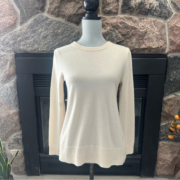 Club Monaco Cashmere Bow Sweater - Picture 8 of 12